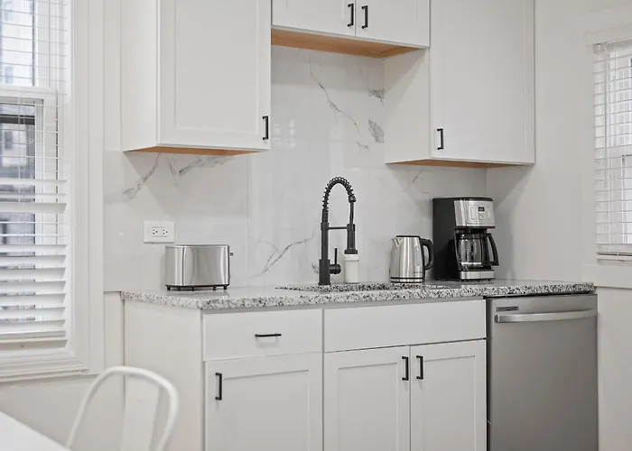 Shadyside, !a Modern And Bright Private Bedroom With Shared Bathroom Homestay Pittsburgh